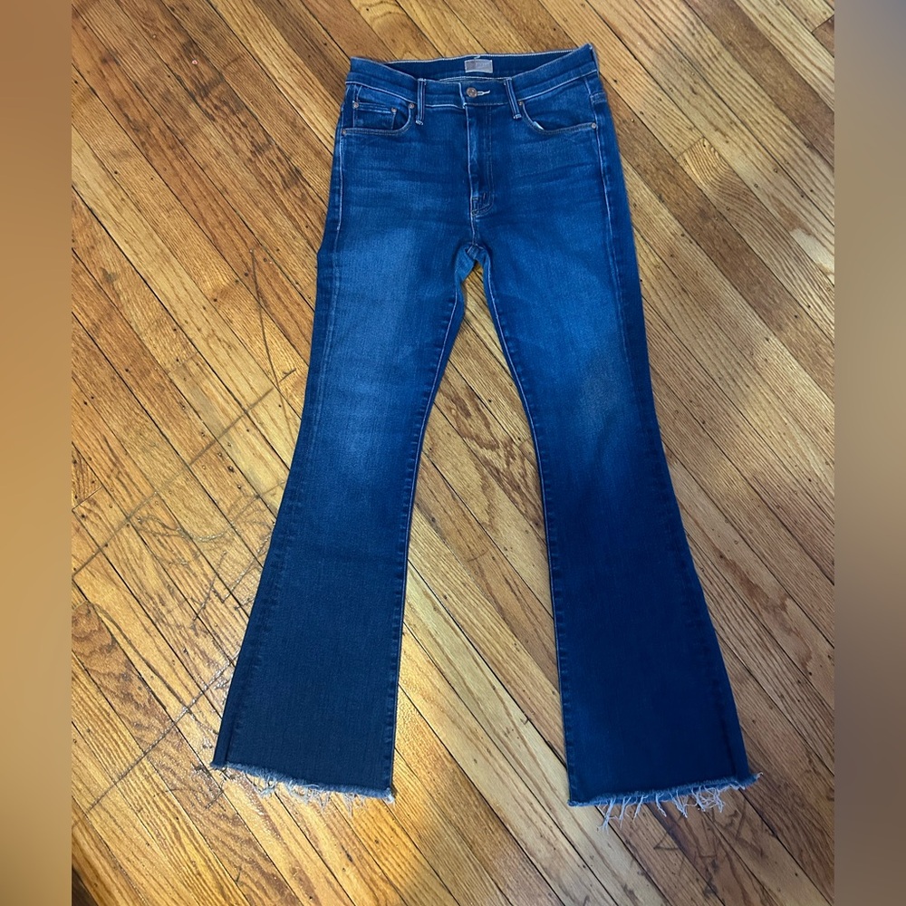 MOTHER The Weekender Flare Jeans Size 27